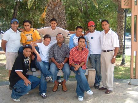 tiraine fi aboibe lmadina